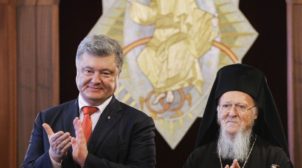 Варфоломій заявив, що за автокефалію отримав тільки цукерки Roshen