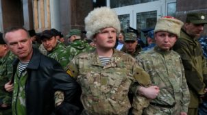 У Криму окупанти виганяють на вулицю родини зрадників України. ФОТО