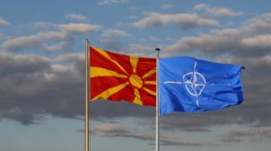 Македонские депутаты потроллили Россию перед вступлением страны в НАТО. ВИДЕО