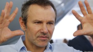 Вакарчук про відсторонення Супрун: Стара система готова на все