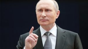 Российский политолог: Путин готовится передать власть в РФ