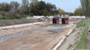 У Зеленского считают, что в Крым должна поставляться вода из Днепра