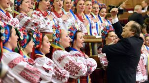 Хор Верьовки записав відеозвернення, в якому назвав росіян “братами” і закликав миритися. ВІДЕО