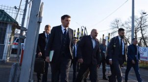 Гончарук потребовал, чтобы за месяц на украинской таможне исчезла контрабанда