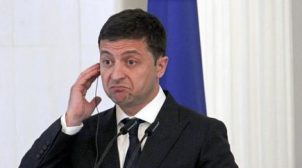 Зеленский в Очакове набросился на чиновников с требованием отремонтировать мост