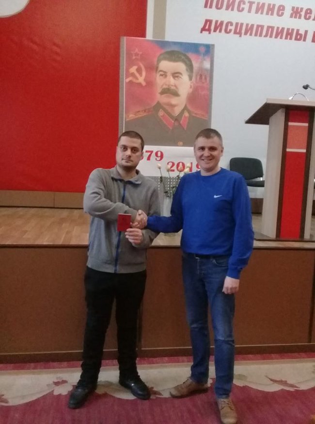 “Звеличували Сталіна”: у Києві заборонена КПУ провела конференцію. ФОТО