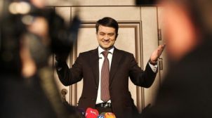 Рада купила планшетів на 14 млн у фірми, яка фігурує у справі про корупцію