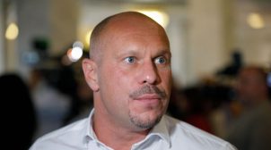В «Слуге народа» не видят ничего плохого в переписке Кивы с депутатом страны агрессора