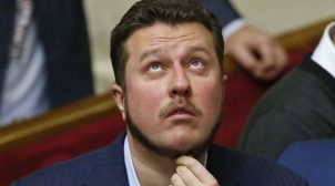 Активист: Прекратите гоняться за детскими врачами и займитесь «площадками Яценко». ФОТО