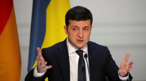 Я не обращаюсь, я кричу, это вот так спасает страну Зеленский, — врач жестко раскритиковала власть