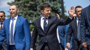 Держуправління справами виділить в два рази більше грошей на закордонні візити Зеленського