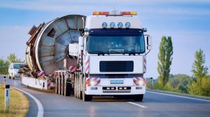 Перевозка крупногабаритных грузов – определение и специфика