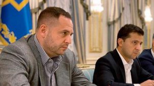 Ермак ужесточил пропуск в Офис президента, чтобы не заразили Зеленского