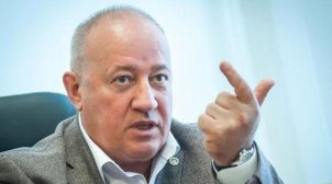 Підозри ДБР до Порошенка “висмоктані з пальця” і розваляться в суді, – в. о. генпрокурора Чумак