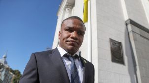 “Слуга народу” Беленюк відмовився “нарочито” говорити українською мовою