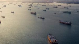 Негде разгрузить нефть: У побережья Калифорнии скопились десятки танкеров