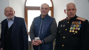 Боевик «ДНР» отпраздновал Пасху в храме Московской церкви на подконтрольной части Донбасса. ФОТО