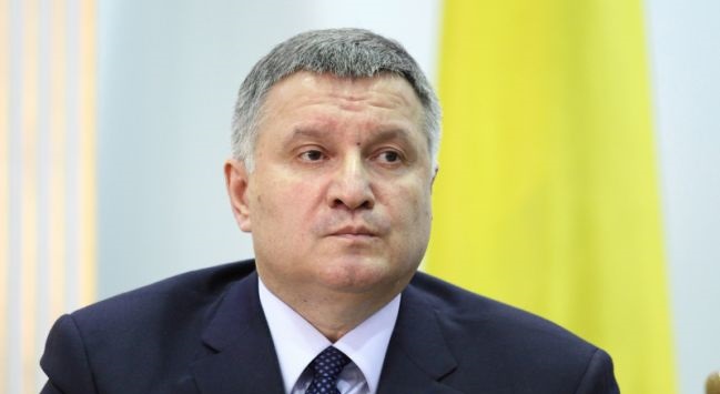 “Якщо знайдуть коронавірус”: Аваков пригрозив арештом українцям, які втекли з обсервації