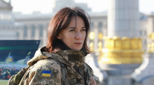 С подозреваемой в деле об угрозах Зеленскому Маруси Зверобой суд снял все процессуальные обязательства
