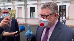 Не зрозуміло навіть, про які картини йдеться, а “пригоди” замовлені: – адвокат Порошенка