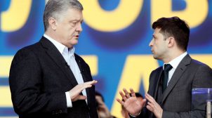 Порошенко требует от Зеленского немедленно созвать заседание СНБО
