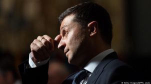 ” Влада Зеленського висить на волосині – перспектива трагічна”: Безсмертний