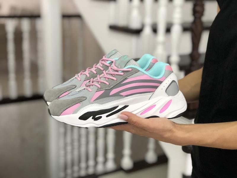Женские кроссовки Adidas Yeezy Boost 700 и их преимущества Женские кроссовки Adidas Yeezy Boost 700 и их преимущества
