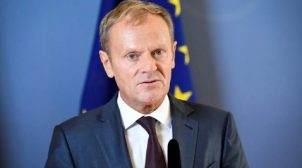Туск та низка світових політиків закликали Зеленського припинити політичне переслідування Порошенка