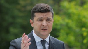Бізнес має нести відповідальність, якщо не дотримується правил карантину, – Зеленський