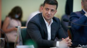 «Не вижу, что мы должны что-то сдерживать», — Зеленский о курсе гривны