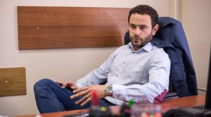 «Отшлепать трусами по лицу», — Дубинский пригрозил журналистке за обнародование ролика с велосипедом