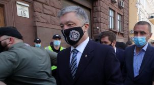 Суд вночі продовжив слідство у справі Порошенка до 10 жовтня,- адвокат