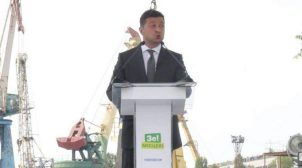 Зеленский отрицает, что использует служебные поездки для пиара своей политической силы