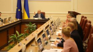 Кабмин передал на дороги 62 млн из программы Минздрава по онкозаболеваниям