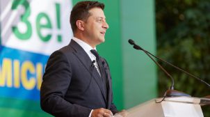 Оголошене Зеленським опитування хочуть юридично оформити