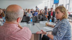 Как блоггеры влияют на власть