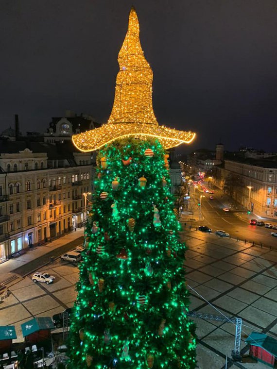 Главную елку страны украсили в тематике «волшебный лес». ФОТО