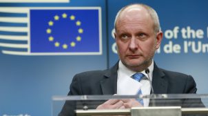 Посол ЄС в Україні вказав, що треба виправити у новому законі про е-декларування
