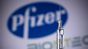 Украина договорилась о поставке крупной партии вакцины Pfizer