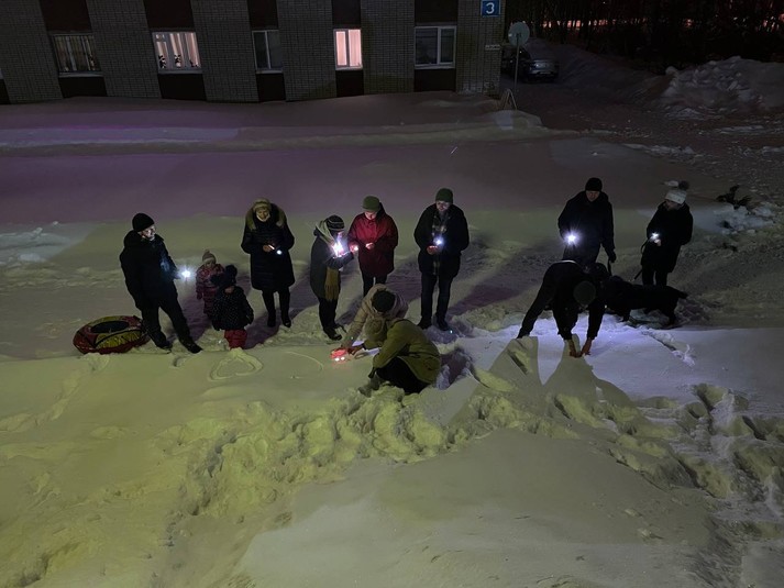 У Росії під час акції «Любов сильніша за страх» затримано девʼять учасників. ФОТО