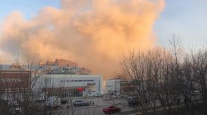 В сети появилось видео взрыва в российском торговом центре