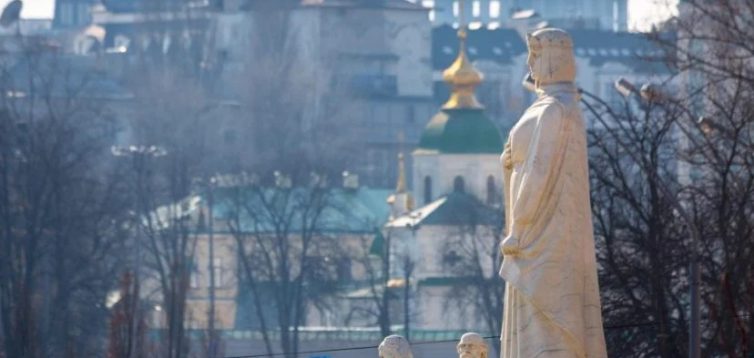 Порошенко закликав Всесвітній економічний форум виправити помилку щодо Княгині Ольги