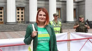 Нардеп от «Слуги народа» перепутала и пришла на собрание избирателей на чужом округе