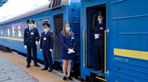 «Укрзалізниця» возвращает полноценное курсирование поездов: останавливаться не будут лишь в одной области