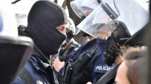 В Варшаве в годовщину Смоленской катастрофы после столкновений задержали 11 человек