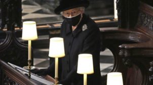 Стало известно, какими словами королева Елизавета попрощалась с принцем Филиппом