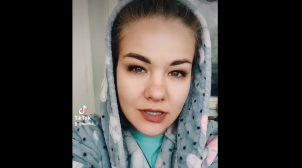 Хочется их задушить: блогерша из Мариуполя заявила, что войны с Россией нет