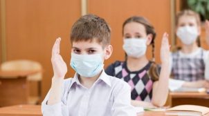 Школьники в четырех городах продолжат обучение в июне