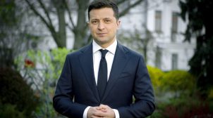 Владимир Зеленский поздравил украинцев с Пасхой
