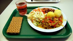 Українським школярам розробили 160 страв, які скомбіновані в повноцінні прийоми їжі